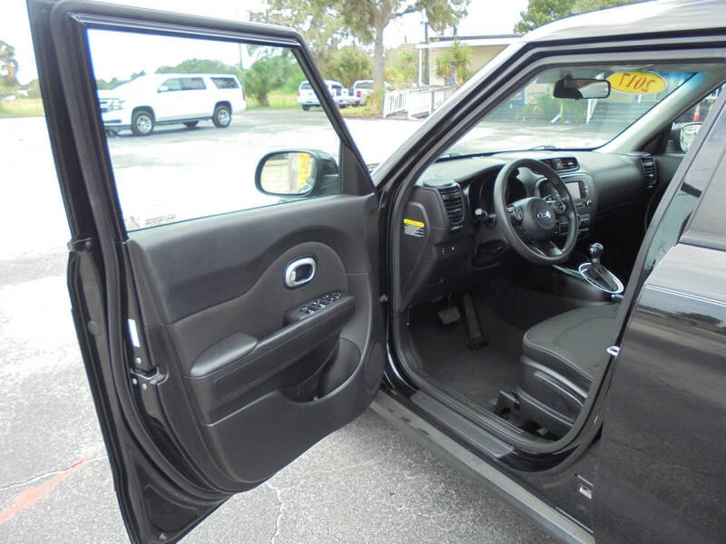 2017 Kia Soul +