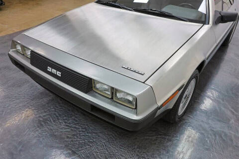 1982 DeLorean DMC-12