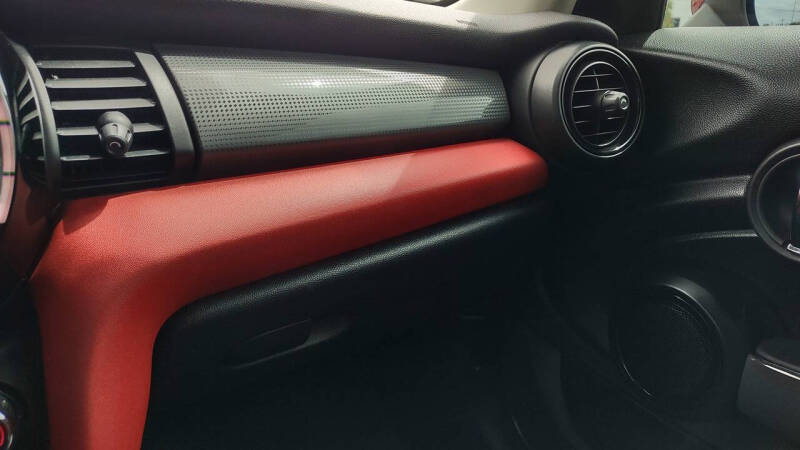 2018 MINI Hardtop 4 Door Cooper