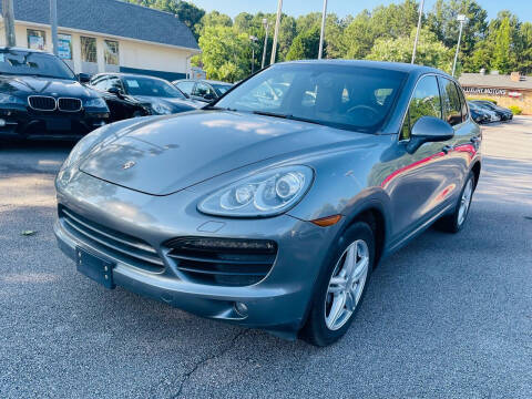 2014 Porsche Cayenne for sale at Classic Luxury Motors in Buford GA