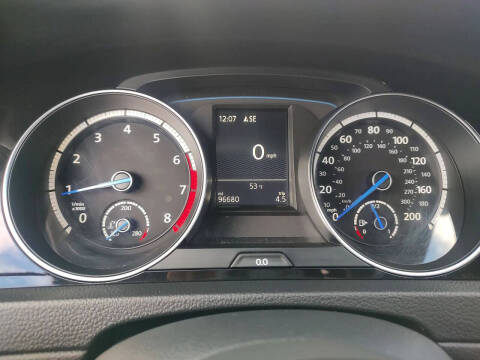 2016 Volkswagen Golf R