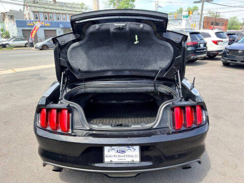 2017 Ford Mustang EcoBoost Premium