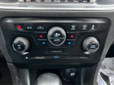 2014 Dodge Charger R/T Plus