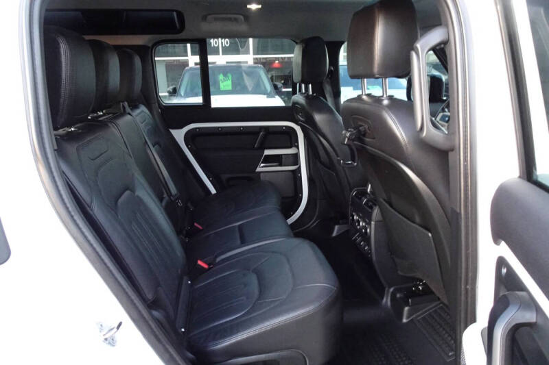 2022 Land Rover Defender 110 S