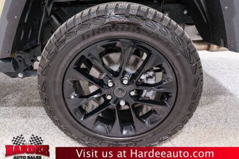 2025 Jeep Gladiator NightHawk