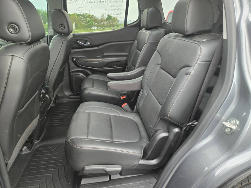 2021 GMC Acadia SLT