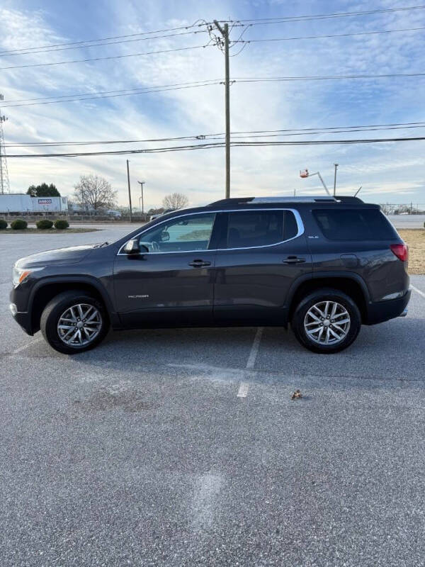 2017 GMC Acadia SLE-2