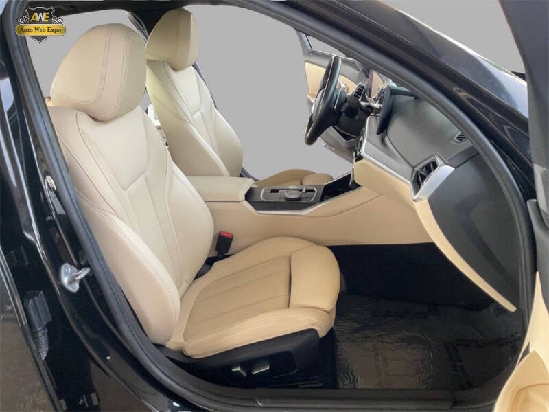 2023 BMW 3 Series 330e