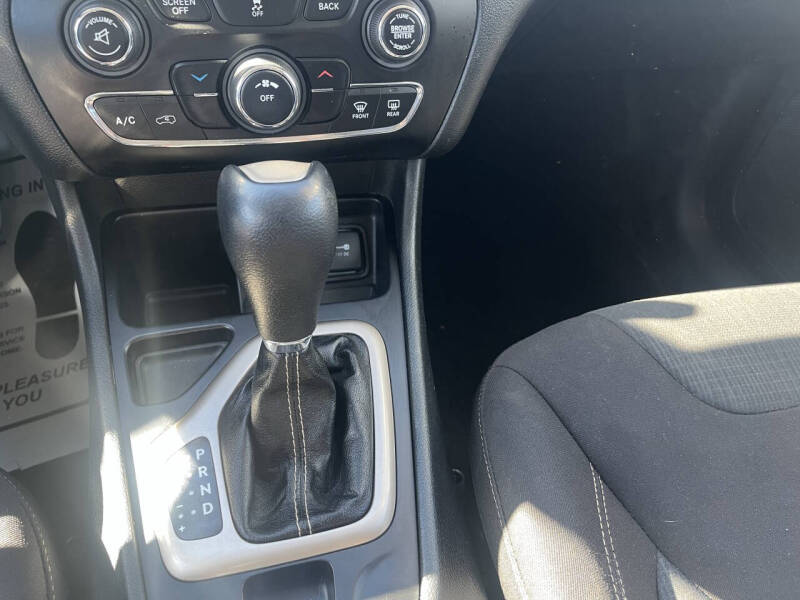 2016 Jeep Cherokee Latitude Altitude