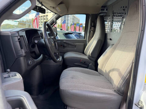 2020 Chevrolet Express 2500