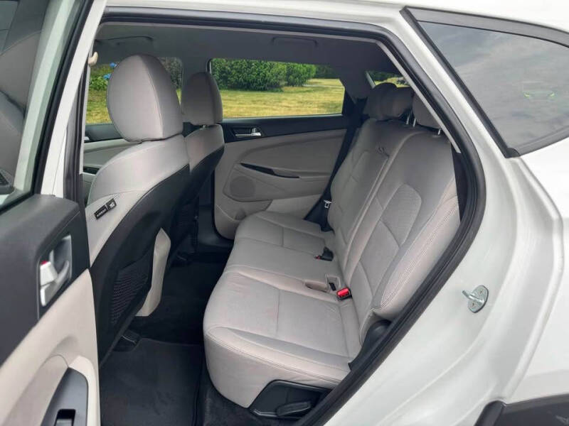 2020 Hyundai Tucson SE