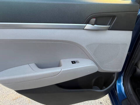 2019 Hyundai Elantra