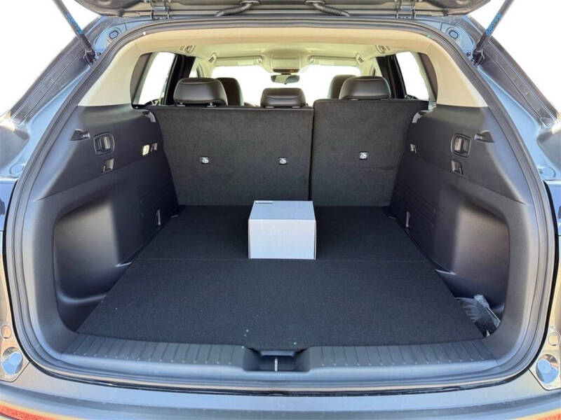 2025 Mazda CX-50 2.5 S Select