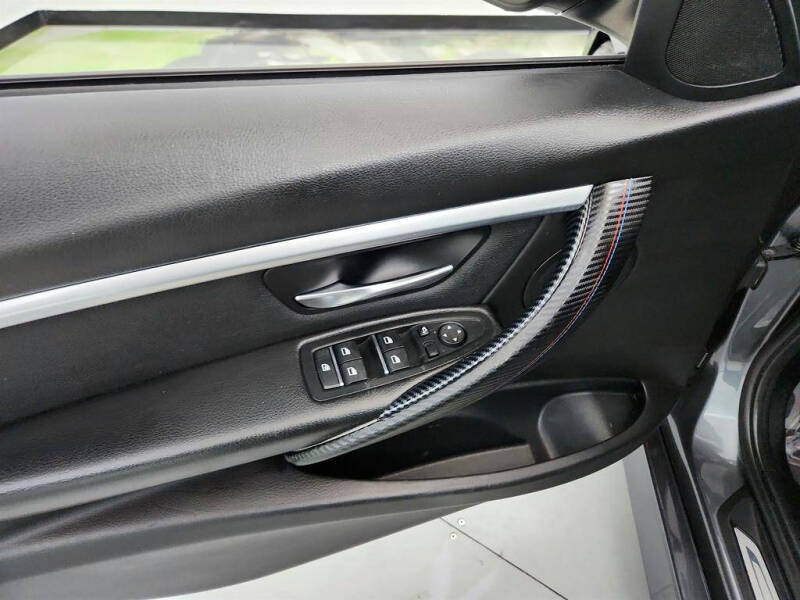 2018 BMW 3 Series 330i