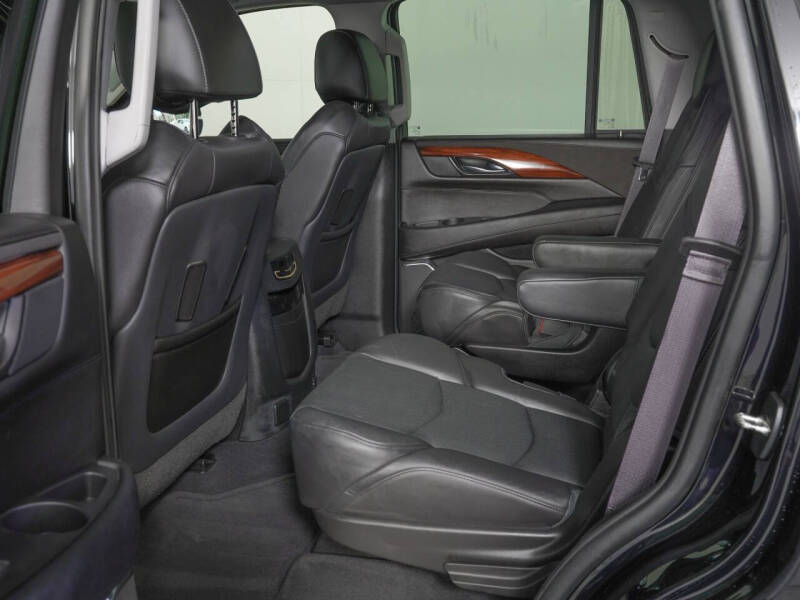 2015 Cadillac Escalade Luxury