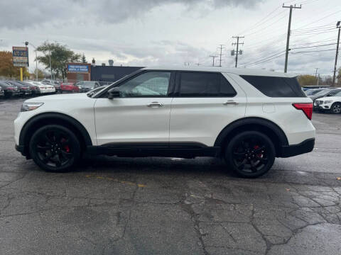 2022 Ford Explorer ST