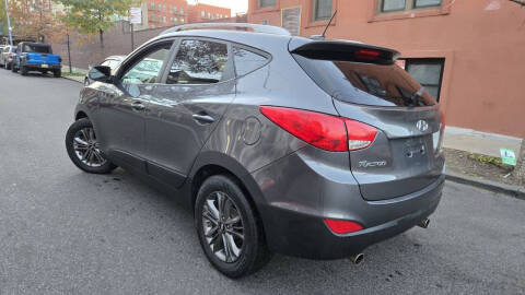 2015 Hyundai Tucson SE