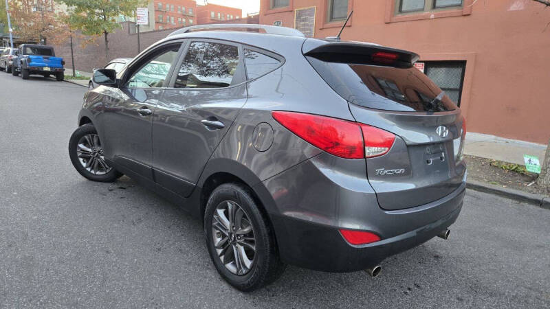 2015 Hyundai Tucson SE