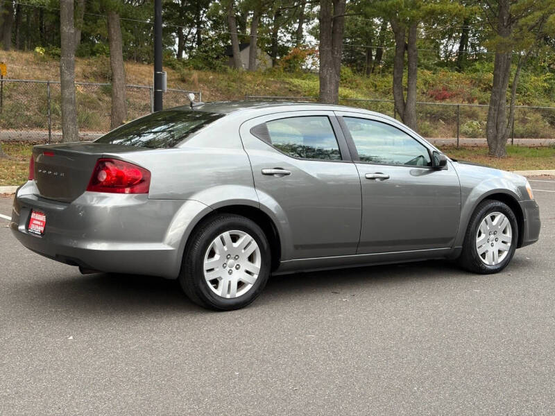2013 Dodge Avenger SE