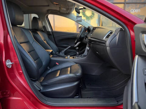 2015 Mazda MAZDA6 i Touring