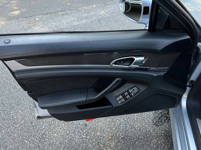 2015 Porsche Panamera 4S