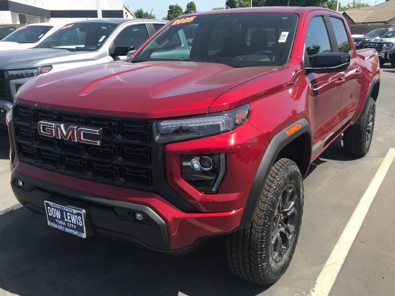 2025 GMC Canyon Elevation's photo