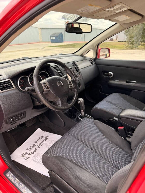 2012 Nissan Versa 1.8 SL