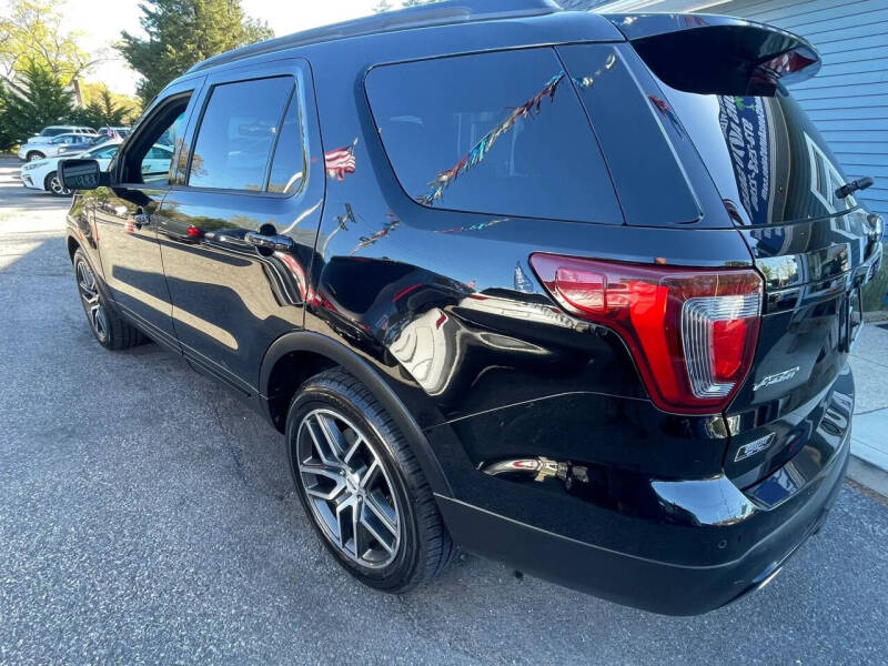 2016 Ford Explorer Sport