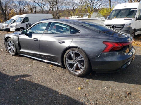 2022 Audi e-tron GT quattro Premium Plus