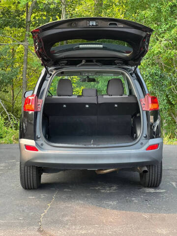 2013 Toyota RAV4 LE