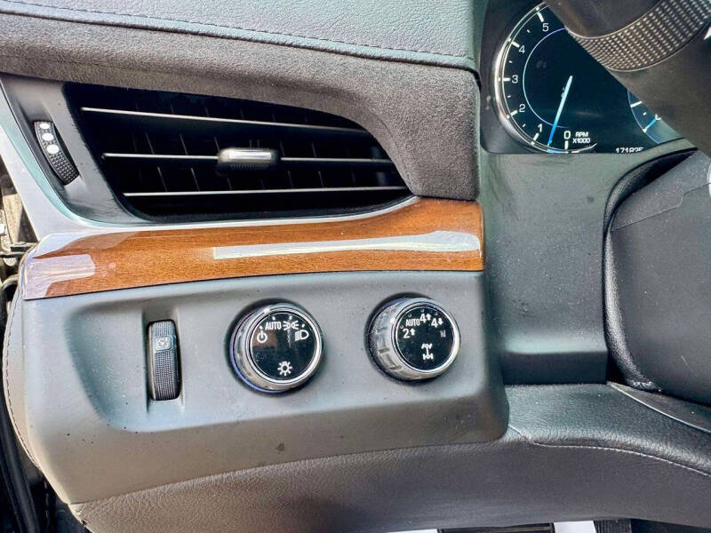 2020 Cadillac Escalade ESV Standard