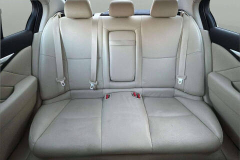 2014 Infiniti Q50 Premium