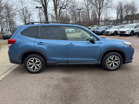 2023 Subaru Forester Premium