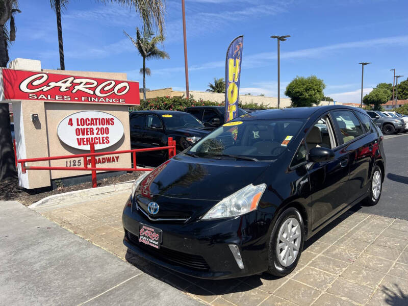 2012 Toyota Prius v Three
