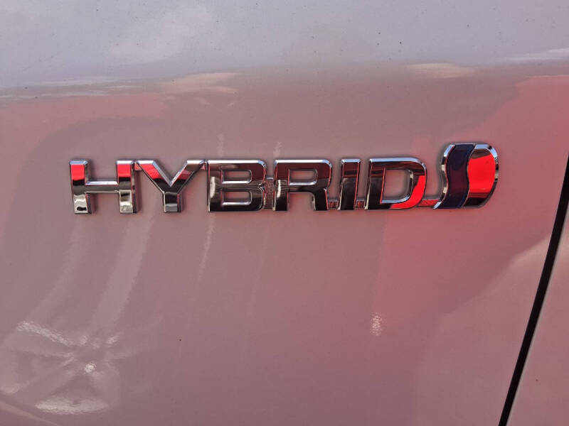 2015 Toyota Prius Four