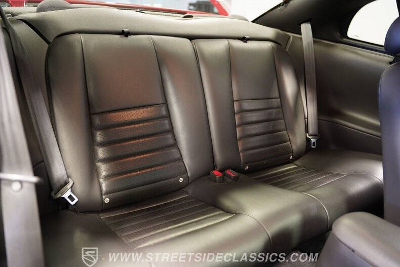 2004 Ford Mustang GT Deluxe