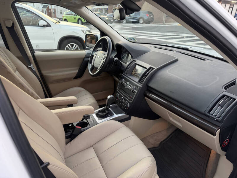 2014 Land Rover LR2 HSE