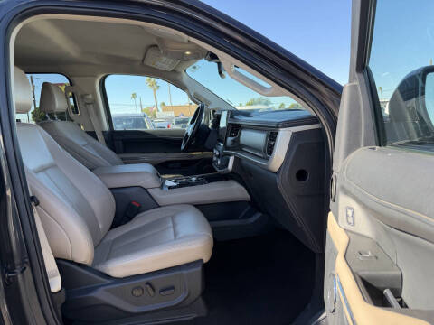 2023 Ford Expedition MAX XLT