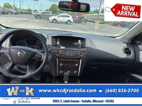 2017 Nissan Pathfinder Platinum