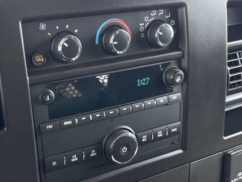 2024 Chevrolet Express 2500