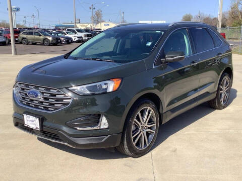 2024 Ford Edge Titanium