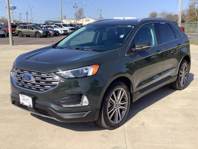 2024 Ford Edge Titanium