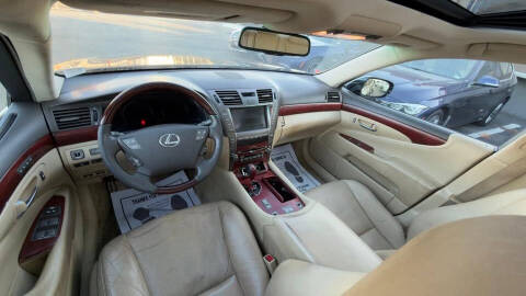 2007 Lexus LS 460