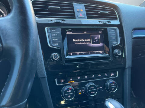 2015 Volkswagen Golf R