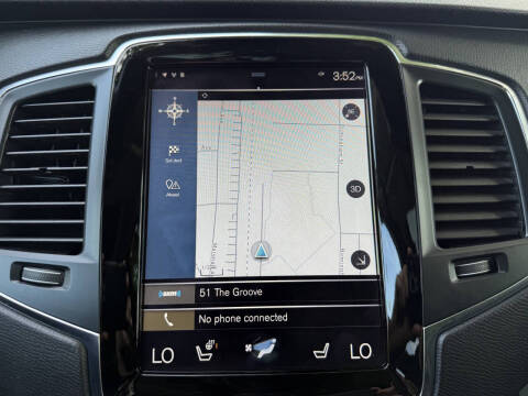 2016 Volvo XC90 T6 Momentum