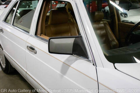 1991 Mercedes-Benz 560-Class 560 SEL
