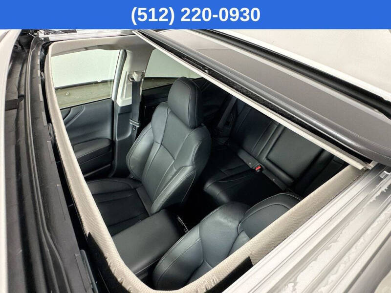 2025 Subaru Outback Touring XT