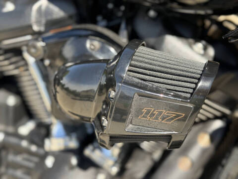 2023 Harley-Davidson FXLRST
