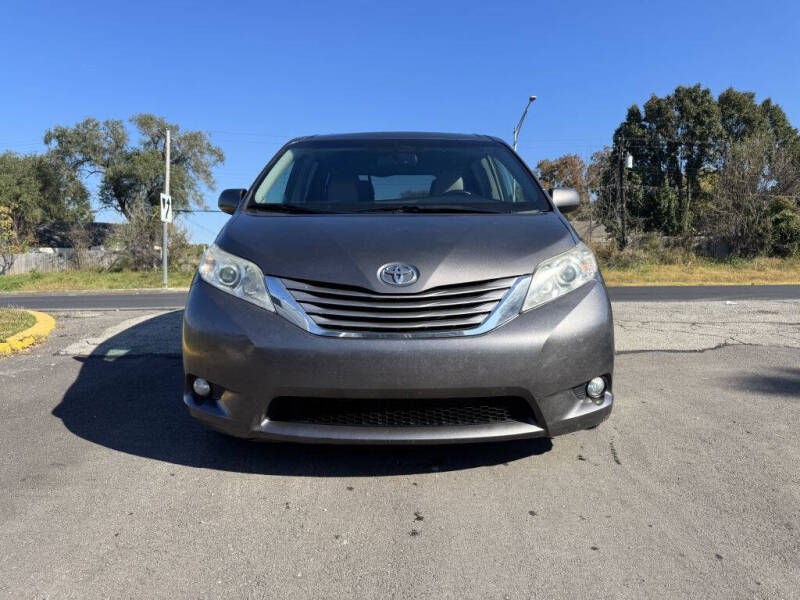 2016 Toyota Sienna