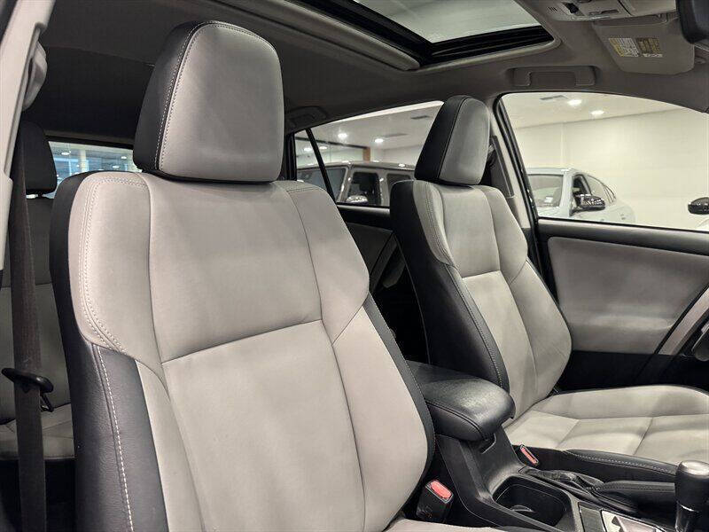 2017 Toyota RAV4 Hybrid Limited